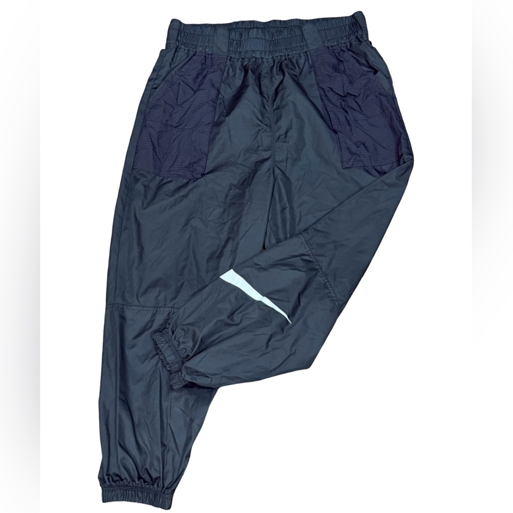 ✨ Nike Women’s NSW Cuffed Track Pants Black XL Tapered Leg White Swoosh - Picture 8 of 14